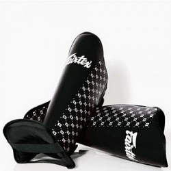 Chrániče_holení_Fairtex_SP5_černá